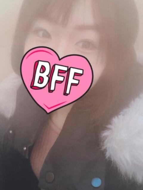 いつみ ノーブラで誘惑する奥さん谷九・日本橋（人妻待ち合わせ型デリヘル）