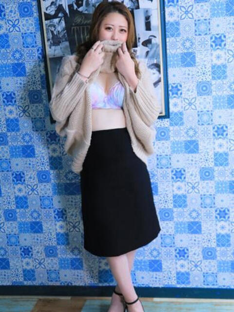 カナ ドMな奥さん 十三店(人妻ホテヘル&デリヘル)