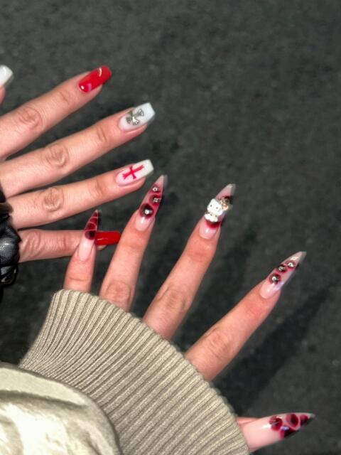 あき non-non 神田(ノンノン神田)（キャバクラ）