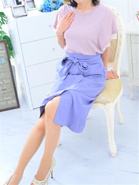 赤坂 しずく ミセス・レヴォアール～再会～（人妻性感デリヘル）