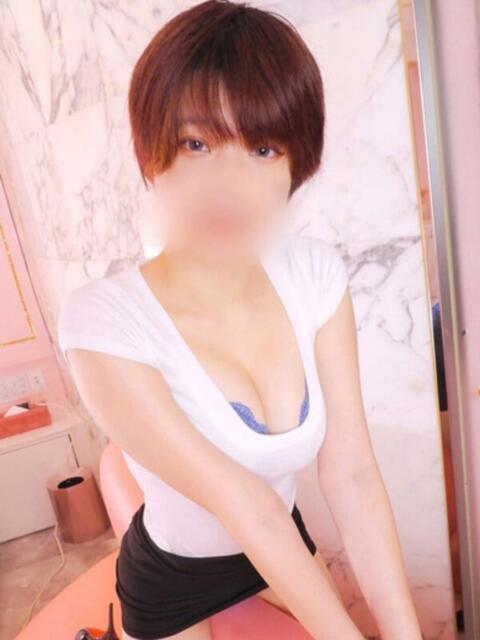 いつき 素人アロマエステ東京密着ROOM 渋谷店(エステ(ホテヘル))