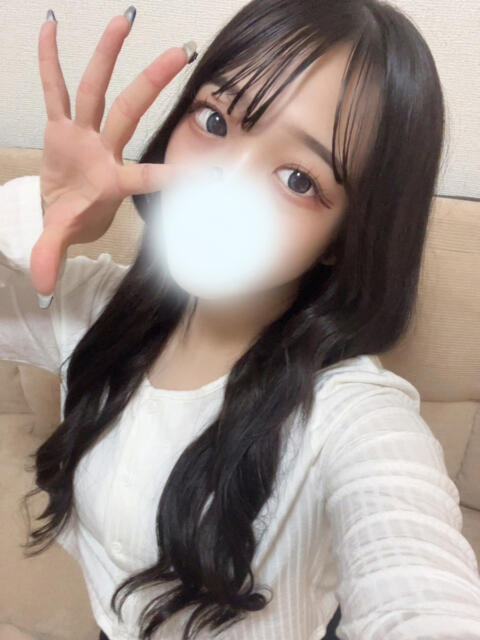 なな 山梨　風俗　デリヘル　 『ラブ＆ピース学園』（デリヘル）