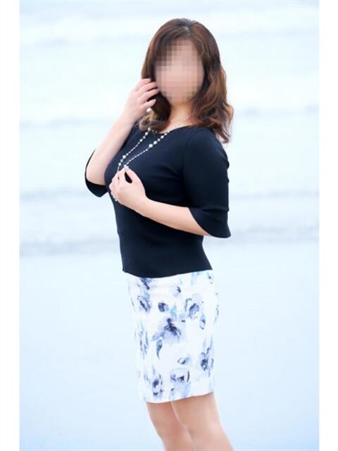 すみれ 奥鉄オクテツ神奈川店(デリヘル市場グループ)(駅待ち合わせ型人妻デリヘル)