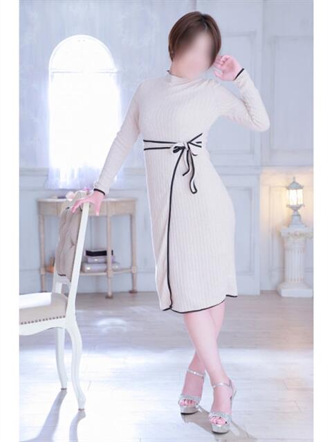 ゆか 奥鉄オクテツ神奈川店（デリヘル市場グループ）（駅待ち合わせ型人妻デリヘル）