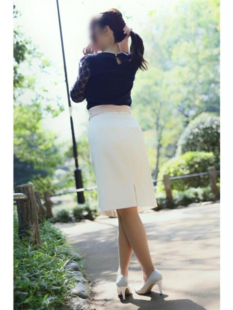 さおり 奥鉄オクテツ神奈川店(デリヘル市場グループ)(駅待ち合わせ型人妻デリヘル)