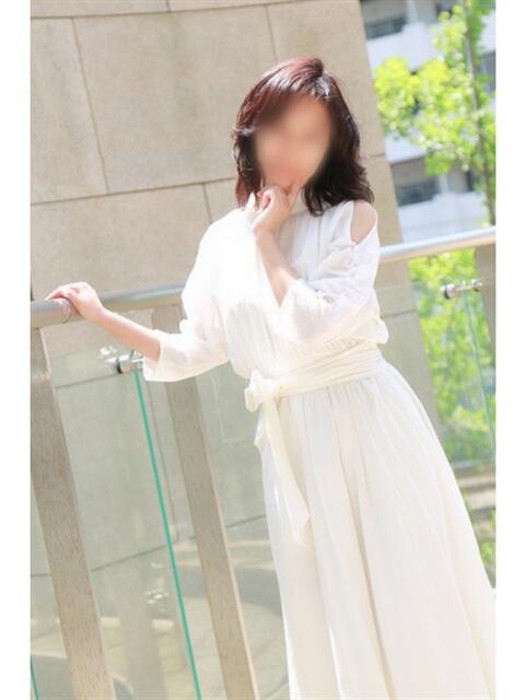 かおる 奥鉄オクテツ神奈川店(デリヘル市場グループ)(駅待ち合わせ型人妻デリヘル)