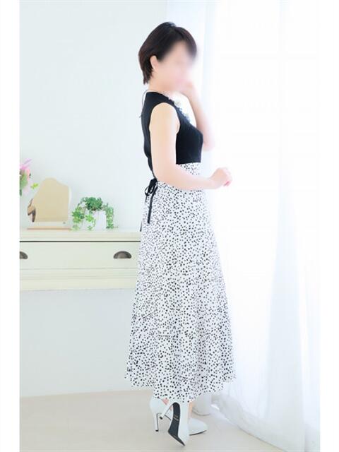 はる 奥鉄オクテツ神奈川店（デリヘル市場グループ）（駅待ち合わせ型人妻デリヘル）