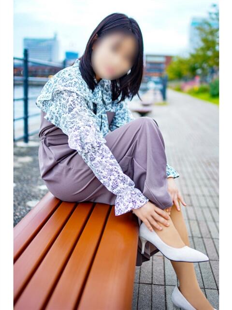 ここね 奥鉄オクテツ神奈川店(デリヘル市場グループ)(駅待ち合わせ型人妻デリヘル)