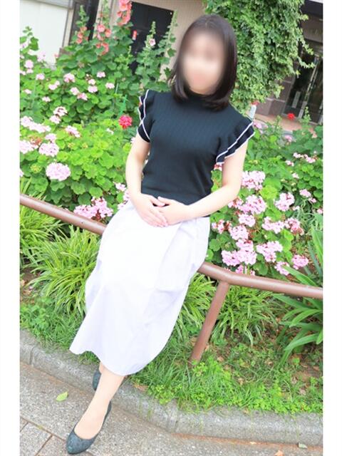 ここね 奥鉄オクテツ神奈川店(デリヘル市場グループ)(駅待ち合わせ型人妻デリヘル)