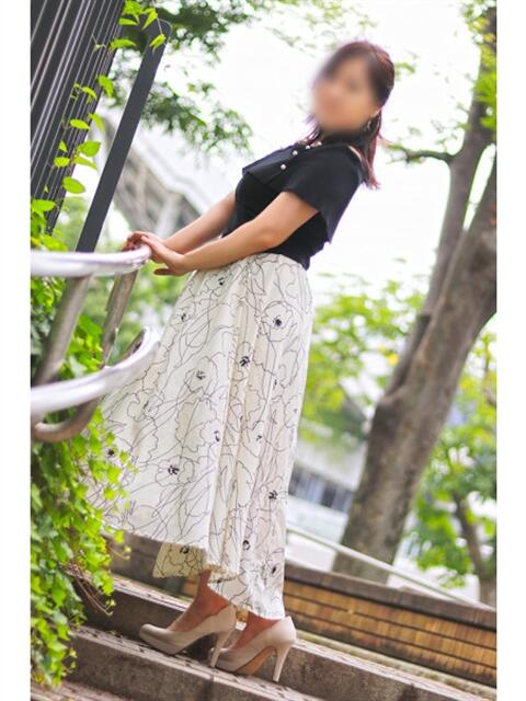 さやか 奥鉄オクテツ神奈川店（デリヘル市場グループ）（駅待ち合わせ型人妻デリヘル）