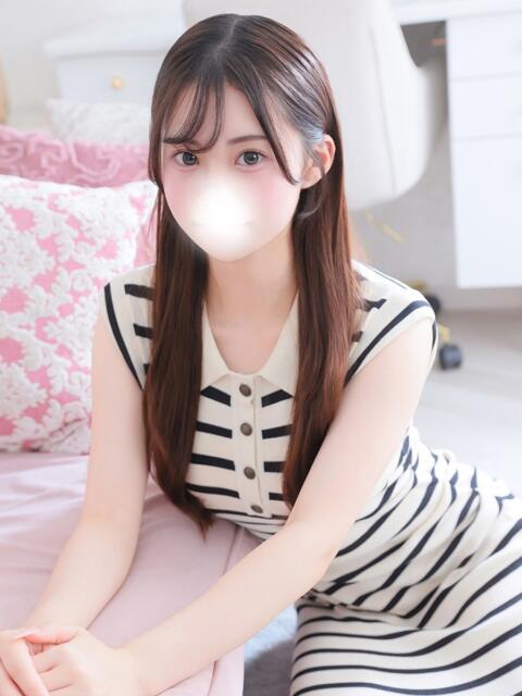 かや★癒し系一途な純粋美少女★ 渋谷S級素人清楚系デリヘル chloe(デリヘル)