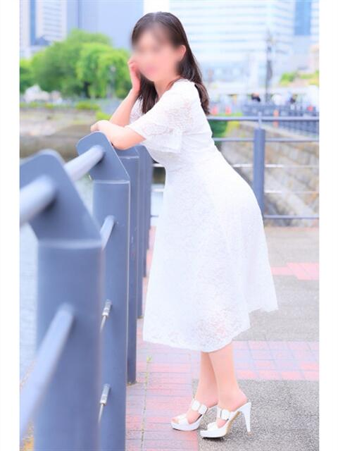 あいか 奥鉄オクテツ神奈川店(デリヘル市場グループ)(駅待ち合わせ型人妻デリヘル)