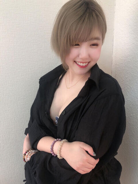 ゆら 艶妻（若妻ホテヘル）