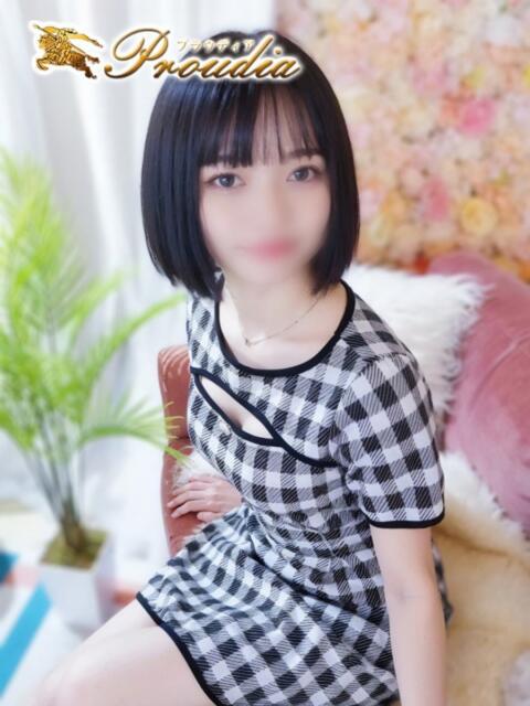 ☆ゆか(19)☆ ◆プラウディア◆AAA級素人娘在籍店（デリヘル）