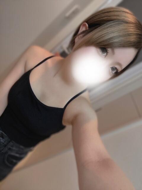 ☆なつき(24)☆元AV女優 ◆プラウディア◆AAA級素人娘在籍店（デリヘル）