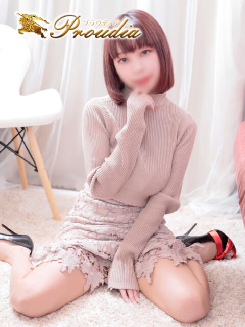 ☆なな(26)☆H-cup ◆プラウディア◆AAA級素人娘在籍店（デリヘル）