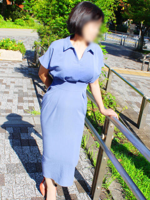 かえで 完熟ばなな川崎(熟女デリヘル)