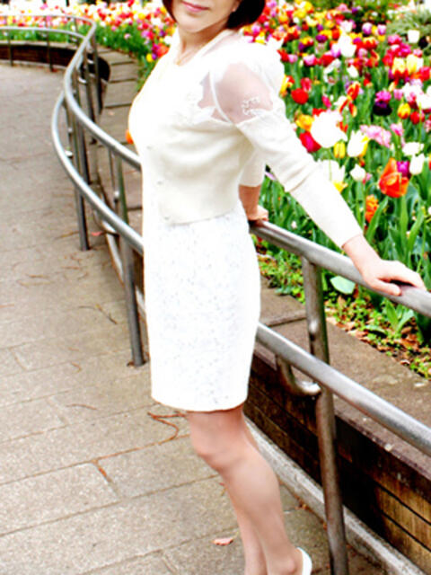 ゆり 完熟ばなな川崎（熟女デリヘル）