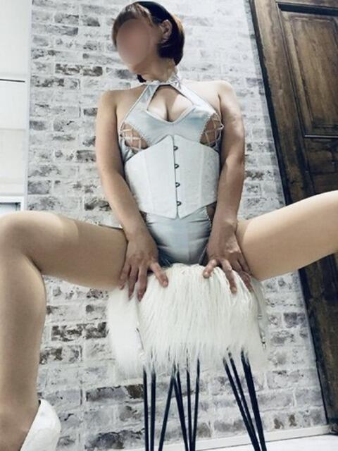 とわ スケベ痴女くらぶDOGU(出張M性感)