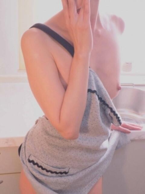 西崎のの おいしい奥様(ホテヘル&デリヘル)