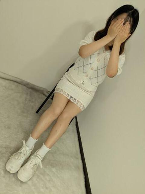 あすか 池袋しろパラ（ホテヘル（手コキ・オナクラ））