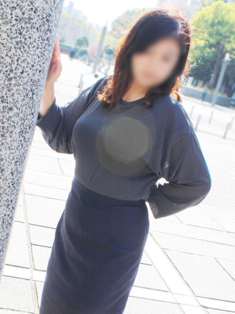 あずさ 完熟ばなな 横浜(人妻熟女デリヘル)