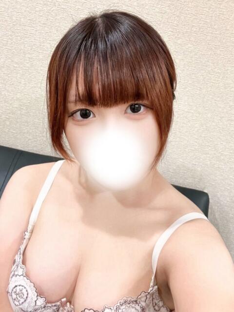 村島うづき 全裸にされた女たちor欲しがり痴漢電車（ホテヘル）