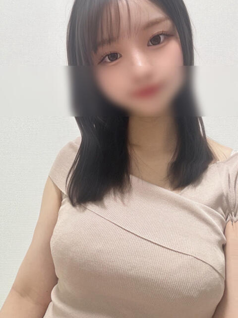 ころも MOMO(モモ)（ソープランド）