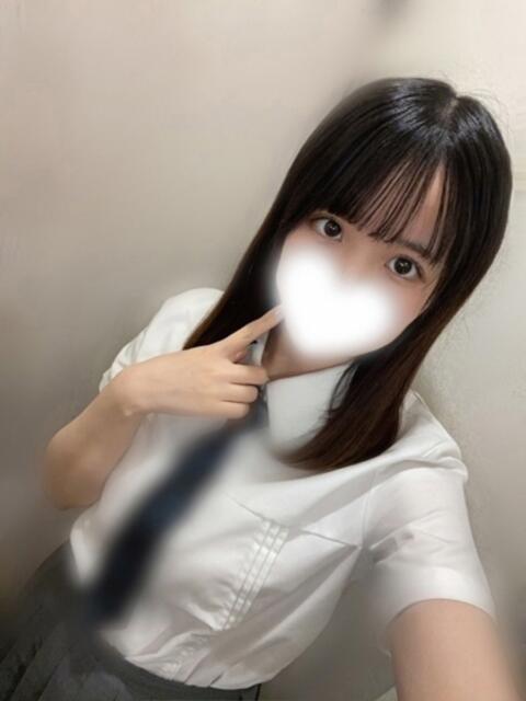 みなみ まだ舐めたくて学園渋谷校〜舐めたくてグループ〜(デリヘル)