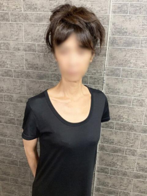 あや されるがママ(人妻待ち合わせ型デリヘル)