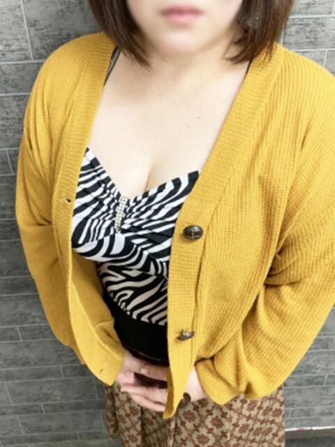 ちなつ されるがママ（人妻待ち合わせ型デリヘル）