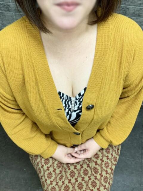 ちなつ されるがママ（人妻待ち合わせ型デリヘル）