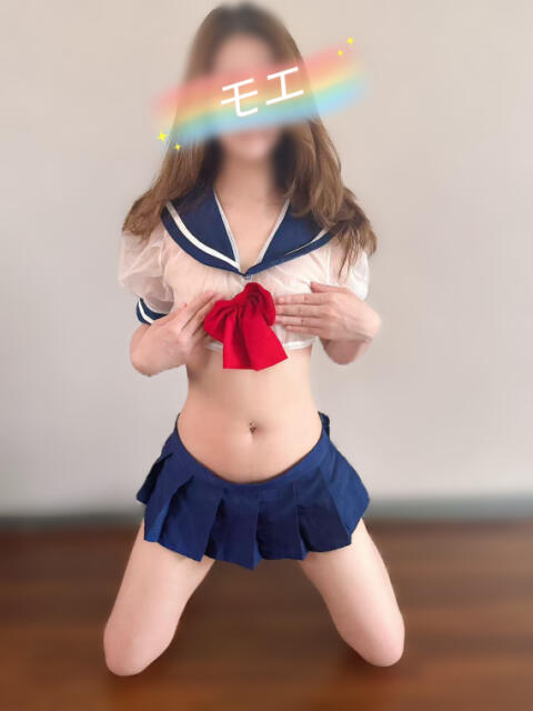 モエ 美少女に恋(アジアンデリヘル)