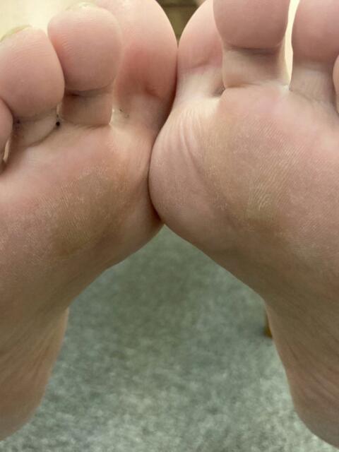 中野　ゆら 踏み活（足フェチ特化型風俗店）