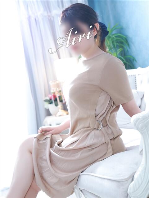 あいり 西船人妻花壇(人妻デリヘル)