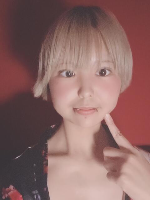 らら 仮面舞踏会（セクキャバ）