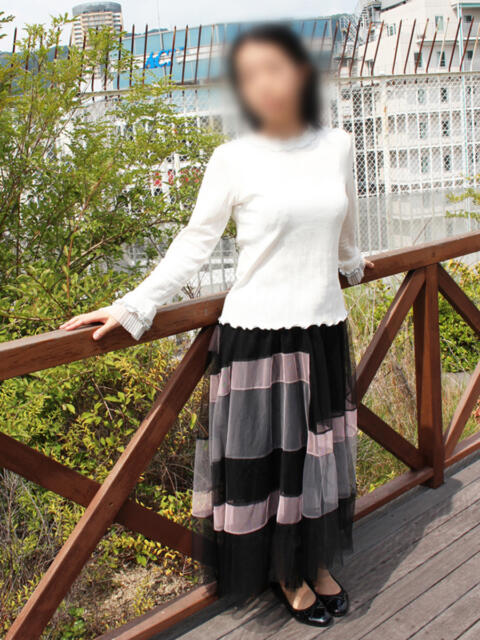 ちかこ 完熟ばなな神戸・三宮店(待ち合わせ型熟女デリヘル)