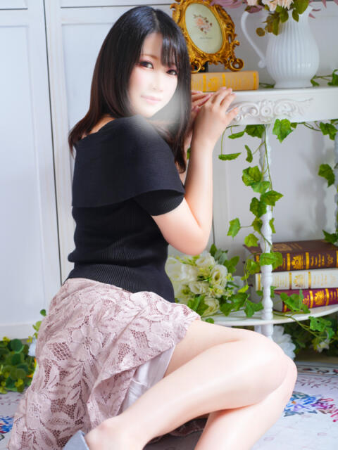 まり 綺麗なお姉様専門 町田リング4C(アンジェリークグループ)(待ち合わせ型デリヘル)