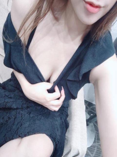 ありさ 引っ越しババァ（格安＆人妻熟女デリヘル）