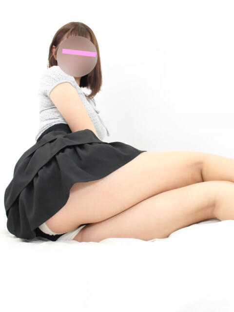 りりか 世界のあんぷり亭 新宿総本店(激安オナクラ)