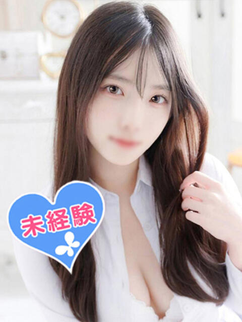 深田ななお 池袋パラダイス(ホテヘル&デリヘル)