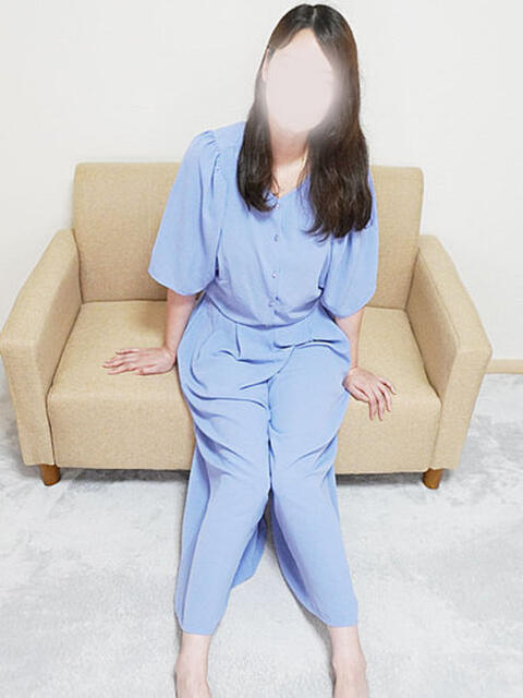 いずみ 町田 デリヘル 極妻 極上妻（待ち合わせ型人妻デリヘル）