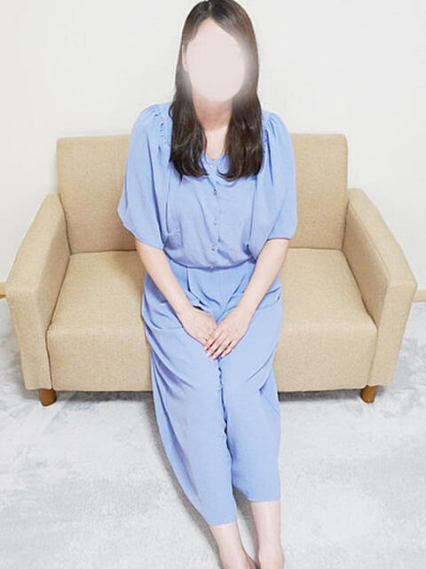 いずみ 町田 デリヘル 極妻 極上妻（待ち合わせ型人妻デリヘル）