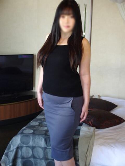 有森菜穂 派遣妻（はけんづま）（待ち合わせ型人妻専門デリヘル）