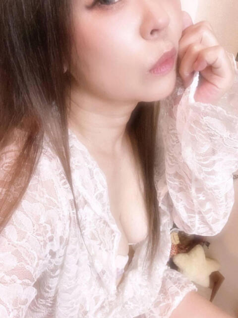 岩田 るり 欲情のよろめき・第二章（人妻デリヘル）