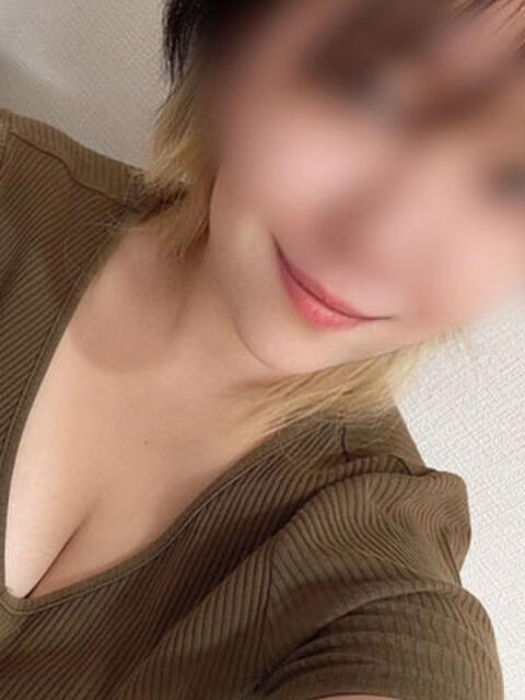 体験入店白波 艶妻　船橋店（デリヘル）