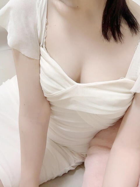 衣吹 イキなり生不倫 小田原店（人妻デリヘル）