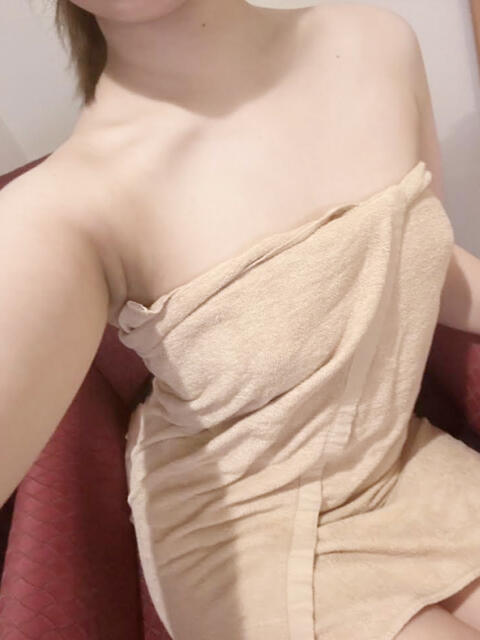 長谷川 イキなり生不倫 小田原店(人妻デリヘル)