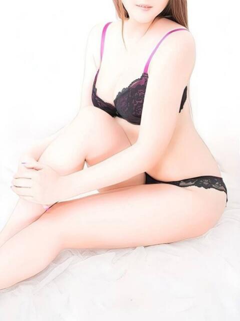 れみ 若妻淫乱倶楽部 久喜店（人妻デリヘル）