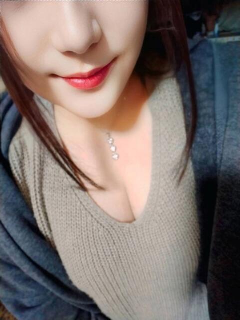 れみ 若妻淫乱倶楽部 久喜店（人妻デリヘル）